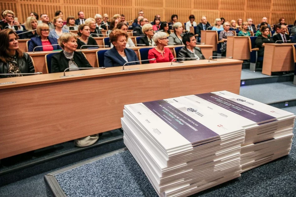 Nagrody w Konkursie #OSEWyzwanie odebrane - mobilne pracownie komputerowe w trzech szkołach - zdjęcie 4