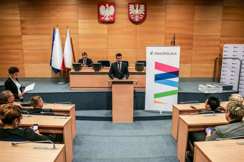 Nagrody w Konkursie #OSEWyzwanie odebrane - mobilne pracownie komputerowe w trzech szkołach - zdjęcie 6