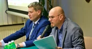 Mieszkańcy do przedstawicieli PKP: "Przyjechaliście z gotowym papierem, więc zrozumcie całą wieś" - zdjęcie 4