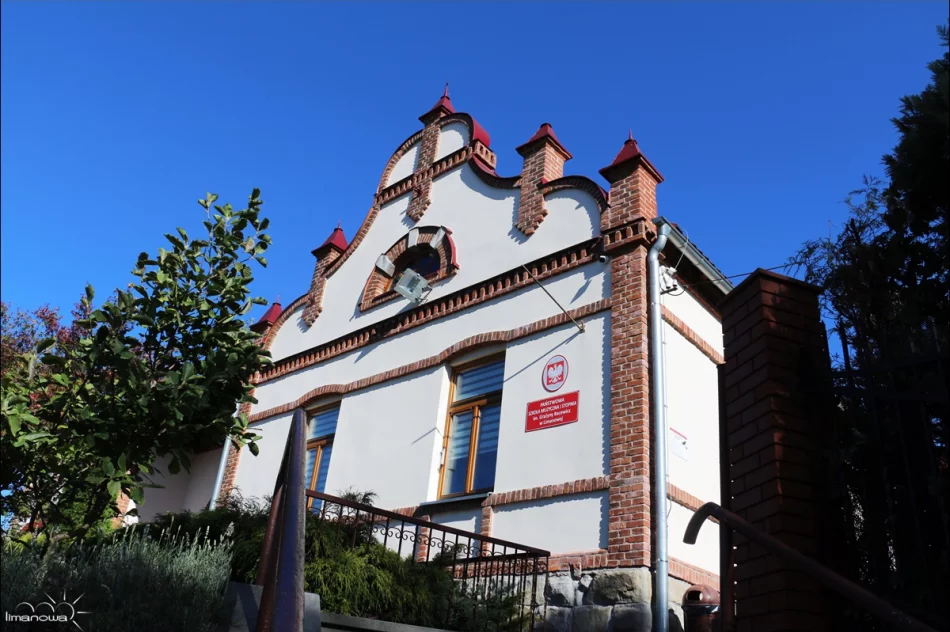 JUBILEUSZ 50-LECIA PAŃSTWOWEJ SZKOŁY MUZYCZNEJ - zdjęcie 3