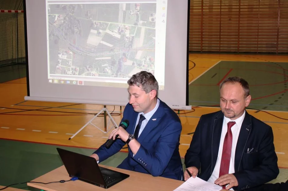 Spotkanie w sprawie linii kolejowej w SP w Mordarce - zdjęcie 2