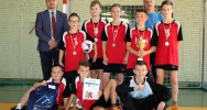 11 drużyn walczyło o tytuł Mistrza Gminy w Mini Piłce Halowej Chłopców - zdjęcie 4