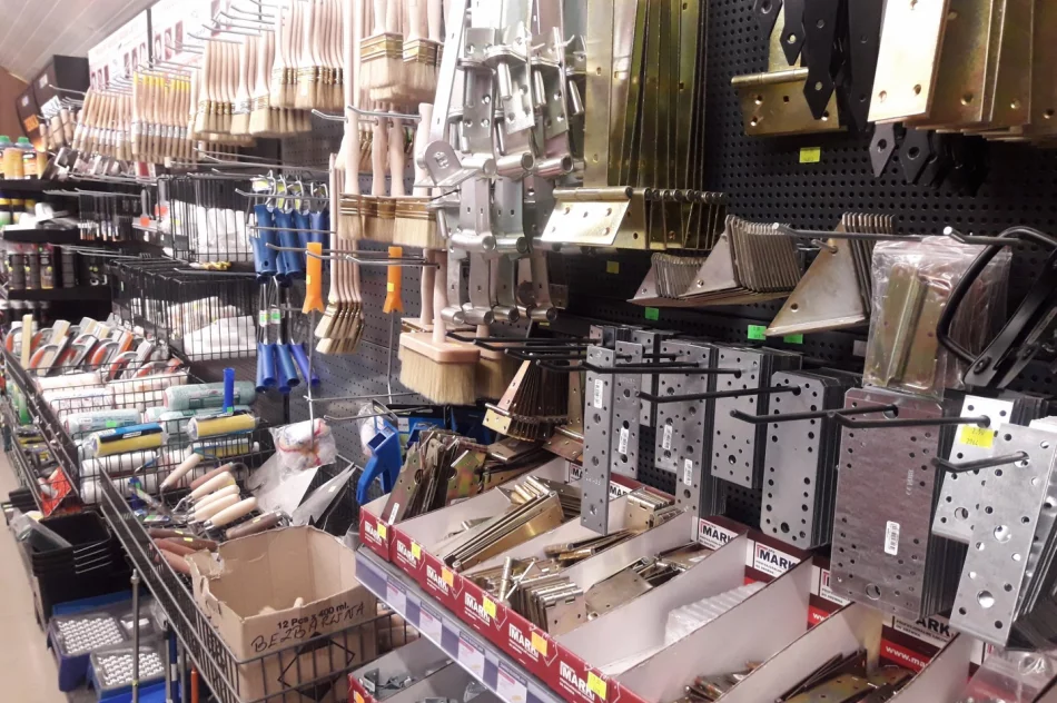 SKLEP WIEKOBRANŻOWY SEZON - zdjęcie 3