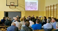 Nerwowe i chaotyczne rozmowy o kolei - zdjęcie 3