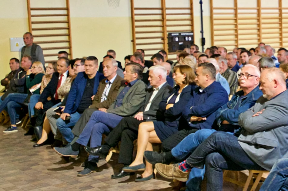 Nerwowe i chaotyczne rozmowy o kolei - zdjęcie 4