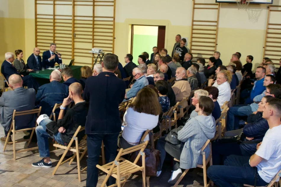 Nerwowe i chaotyczne rozmowy o kolei - zdjęcie 6