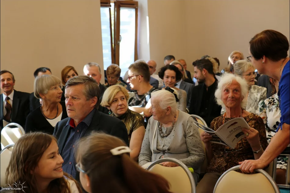 JUBILEUSZ PAŃSTWOWEJ SZKOŁY MUZYCZNEJ Z MIEJSKIMI ODZNACZENIAMI - zdjęcie 4