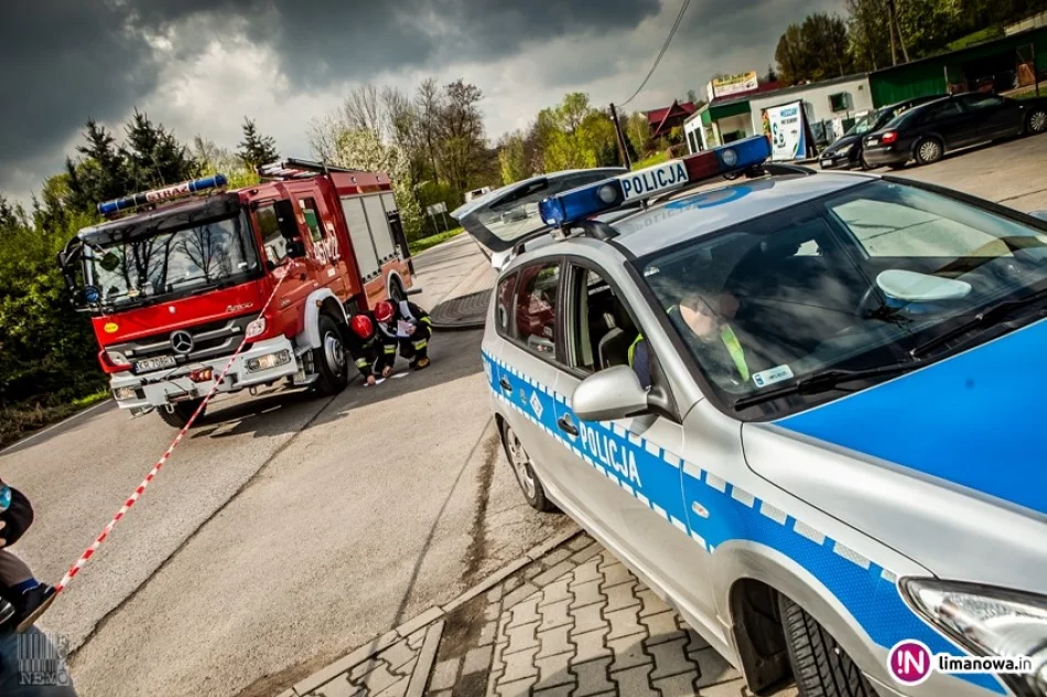 Groźnie wyglądająca kolizja - trzy osoby trafiły do szpitala - zdjęcie 4