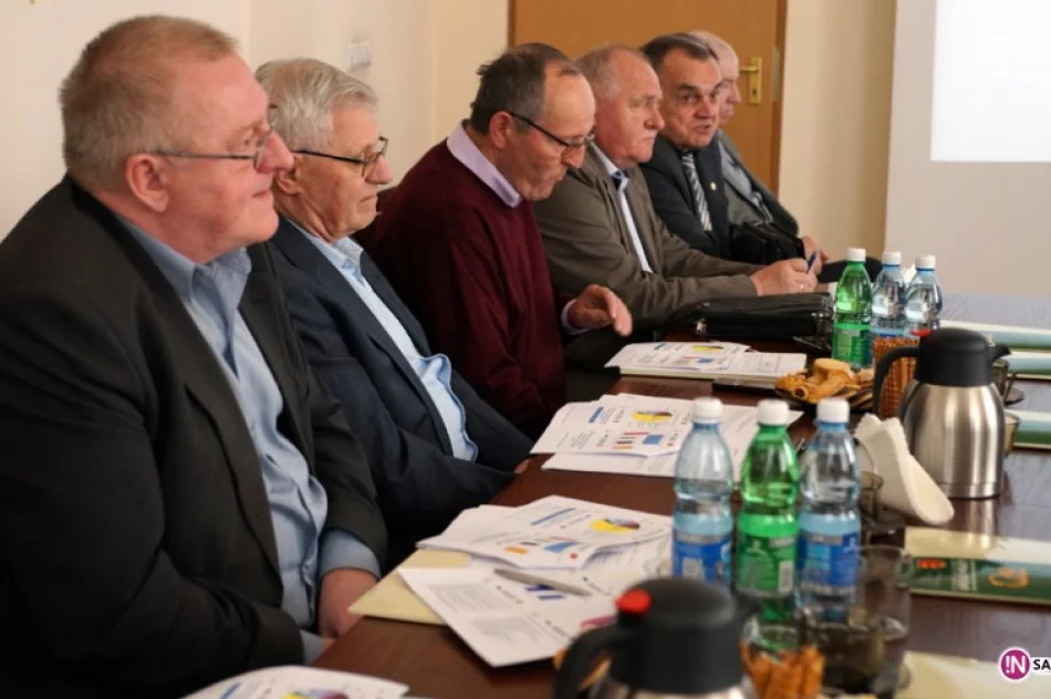 Coraz więcej pracy dla bezrobotnych w powiecie - zdjęcie 4