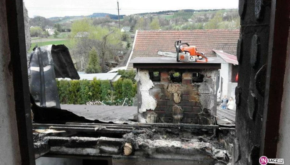 Stróże: pożar poddasza budynku mieszkalnego - zdjęcie 1