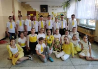 Idę z Janem Pawłem II…  czyli  Dzień Papieski w SP w Pasierbcu  - zdjęcie główne