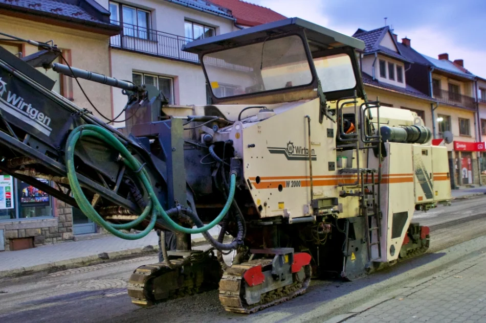 Trwa wymiana nawierzchni na DK 28. Wykonawca prosi o wyrozumiałość i cierpliwość  - zdjęcie 5