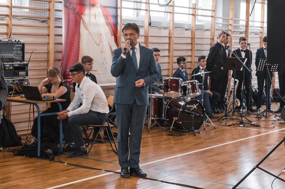 Święto szkoły w ZSTiO - zdjęcie 4