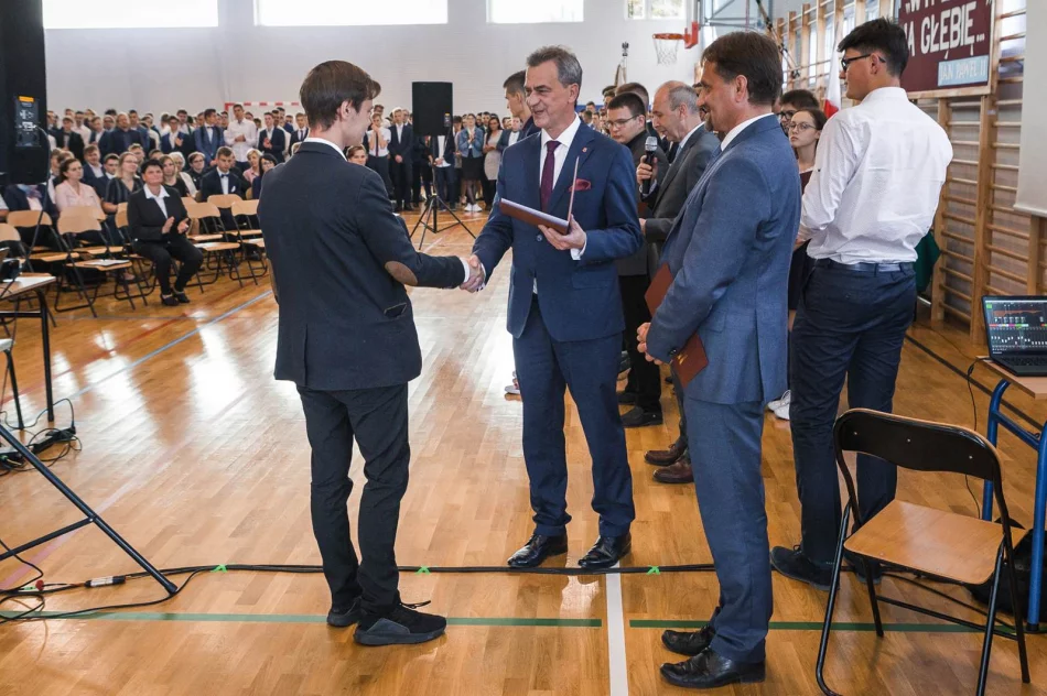 Święto szkoły w ZSTiO - zdjęcie 14