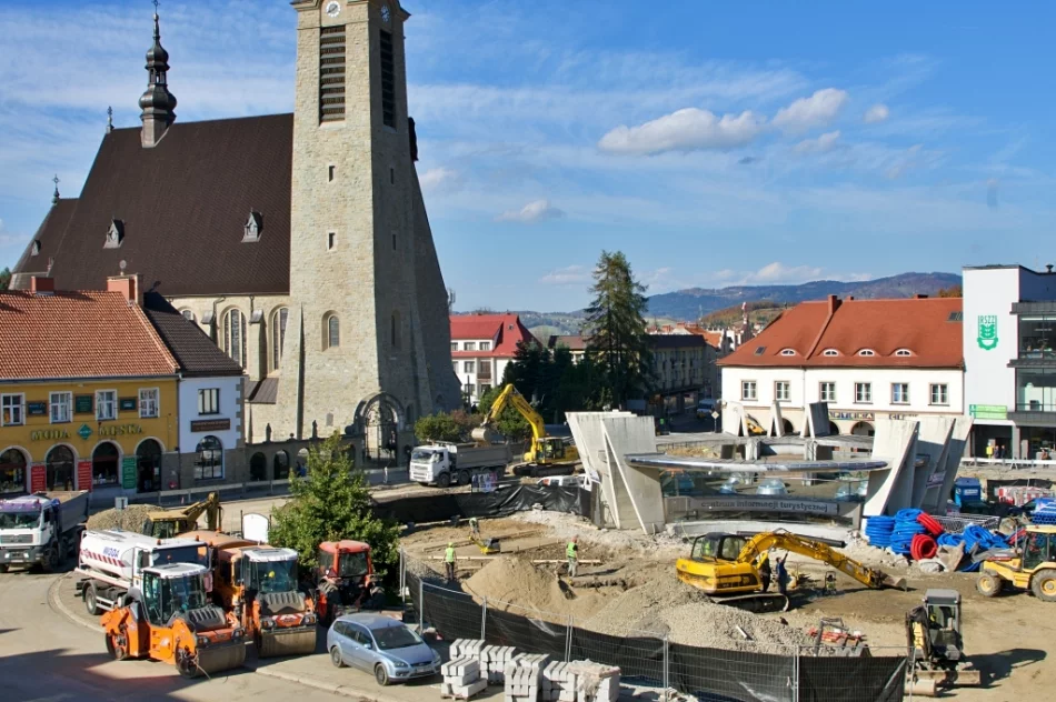 Centrum miasta wielkim placem budowy - zdjęcie 12