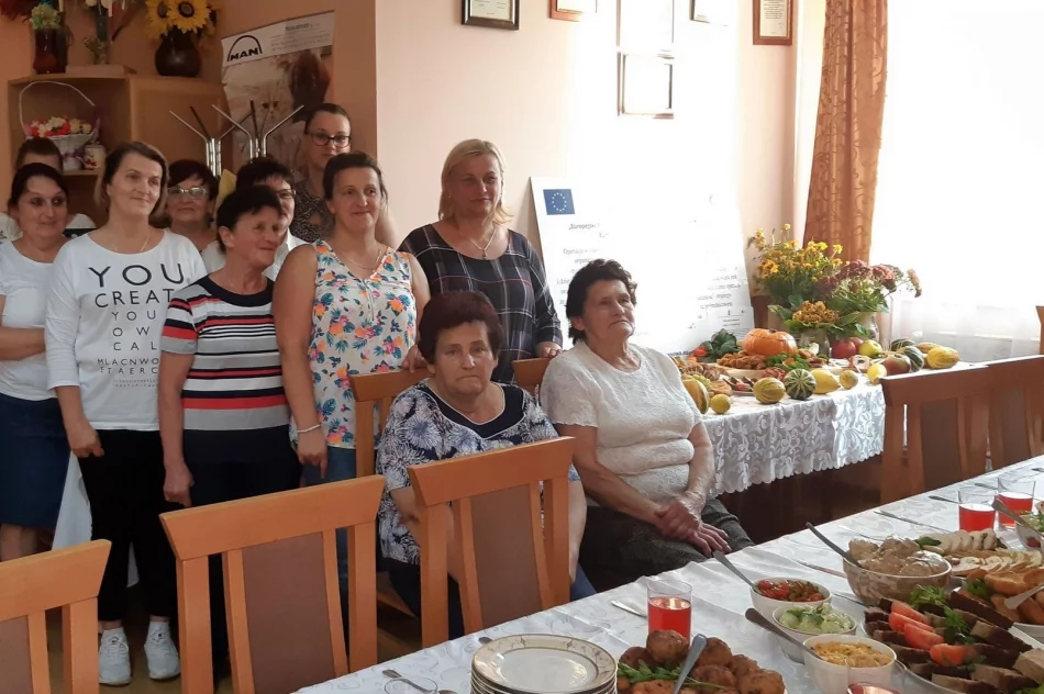 Warsztaty kulinarne KGW Rupniów Centrum i KGW Rupniów Bednarki - zdjęcie 6