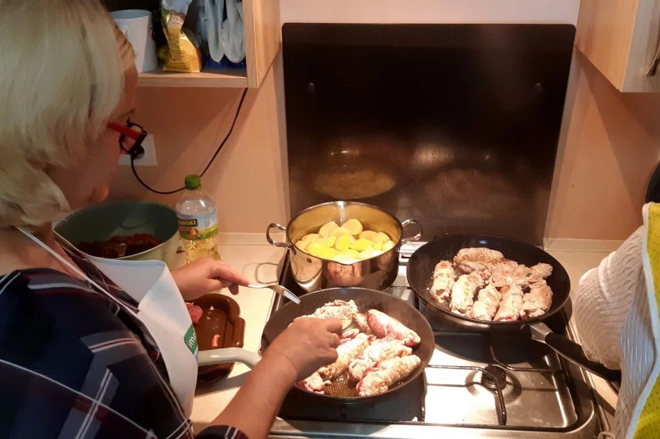 Warsztaty kulinarne KGW Rupniów Centrum i KGW Rupniów Bednarki - zdjęcie 16