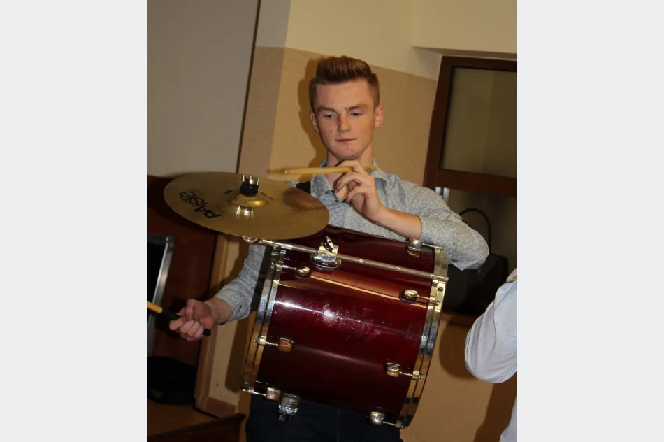 Starowiejska Biesiada zorganizowana przez KGW Stara Wieś Rola - zdjęcie 10