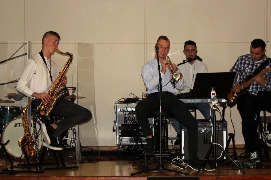 Starowiejska Biesiada zorganizowana przez KGW Stara Wieś Rola - zdjęcie 12