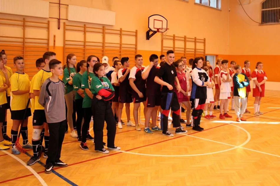 Młodzieżowe Mistrzostwa Gminy Limanowa w Unihokeju Dziewcząt i Chłopców  - zdjęcie 9