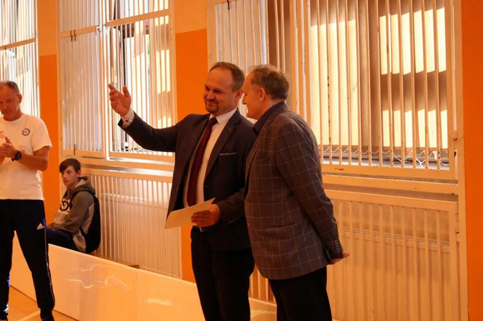 Młodzieżowe Mistrzostwa Gminy Limanowa w Unihokeju Dziewcząt i Chłopców  - zdjęcie 10