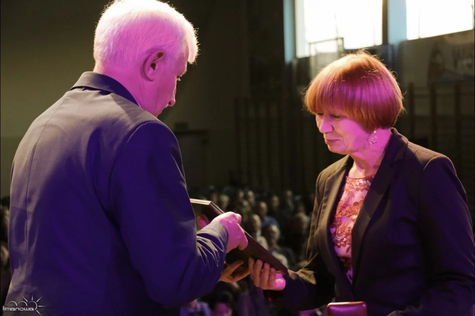 JESIENNE SPOTKANIE Z TEATREM Z MIEJSKIMI ODZNACZENIAMI - zdjęcie 4