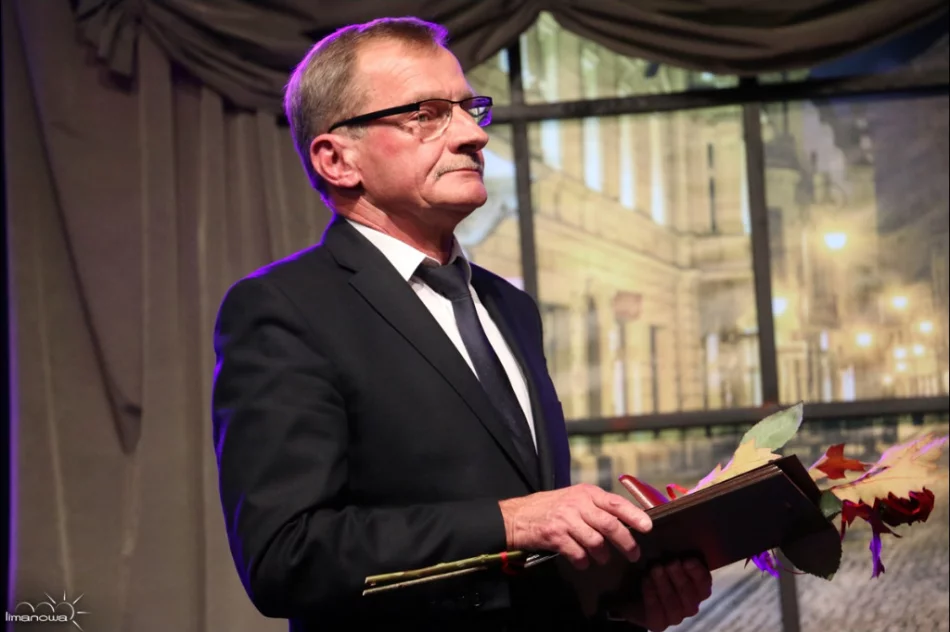 Miejskie odznaczenia podczas Jesiennego Spotkania z Teatrem - zdjęcie 8