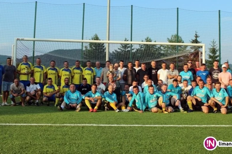 Memoriał Józefa Ficonia. Uczcili pamięć kolegi z boiska - zdjęcie 2