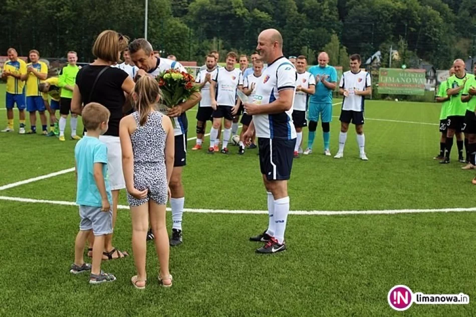 Memoriał Józefa Ficonia. Uczcili pamięć kolegi z boiska - zdjęcie 3