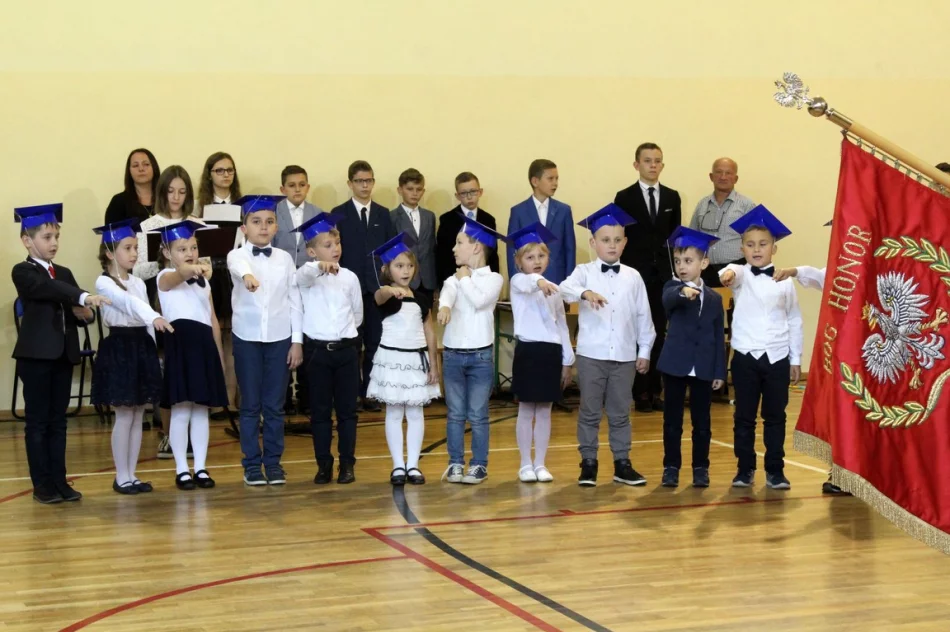 Święto Szkoły w SP nr 1 w Starej Wsi - zdjęcie 2