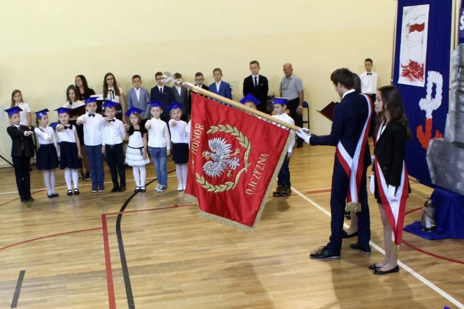 Święto Szkoły w SP nr 1 w Starej Wsi - zdjęcie 11