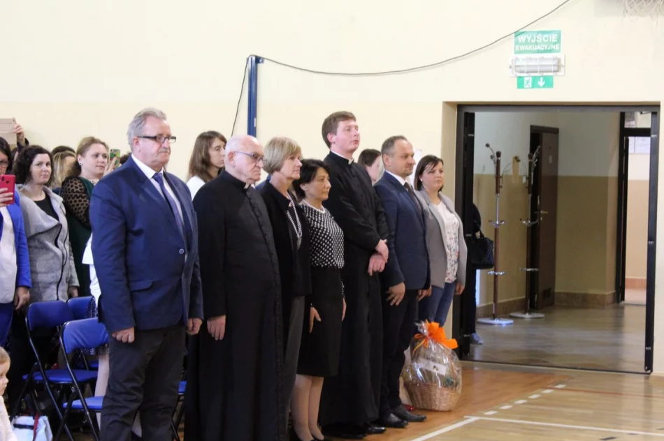 Święto Szkoły w SP nr 1 w Starej Wsi - zdjęcie 13