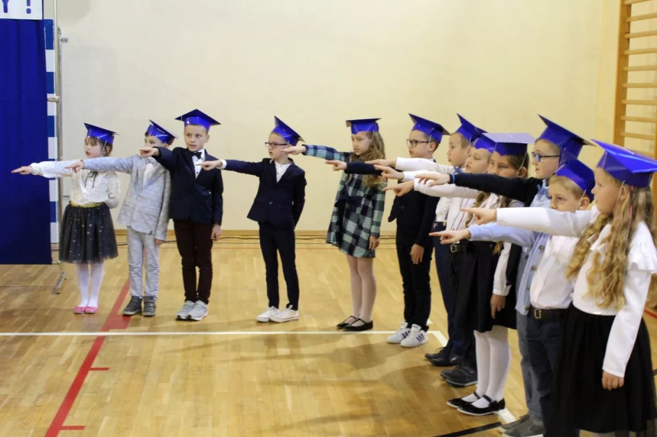 Święto Szkoły w SP nr 1 w Starej Wsi - zdjęcie 14