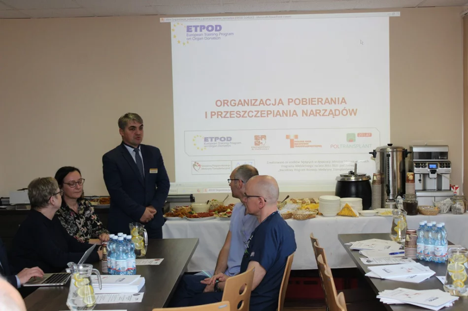 O transplantologii podczas konferencji w szpitalu - zdjęcie 2