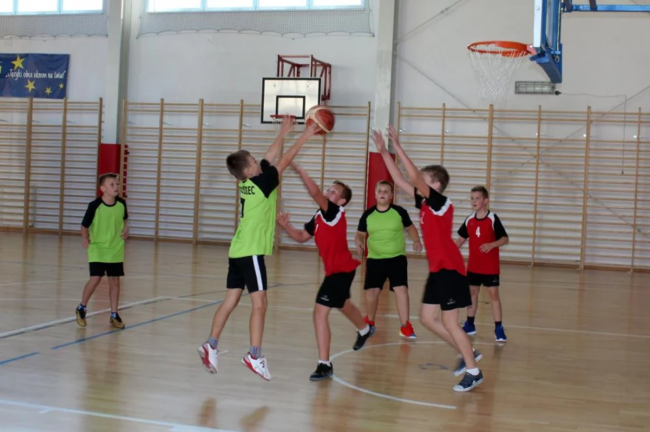 Znani Mistrzowie Gminy w Koszykówce 3x3 - zdjęcie 14