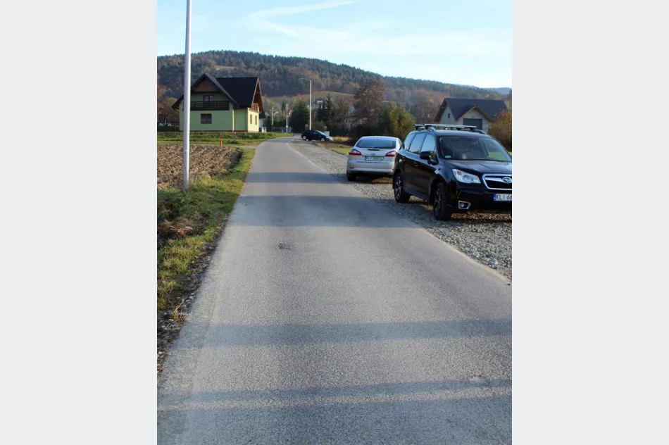 Kolejne gminne drogi po odbiorach  - zdjęcie 7
