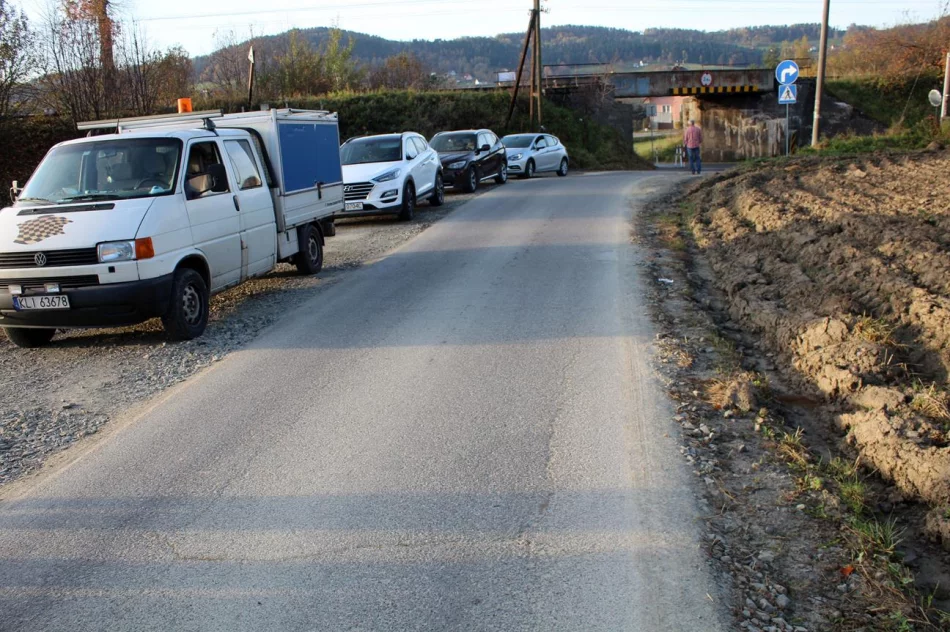 Kolejne gminne drogi po odbiorach  - zdjęcie 8