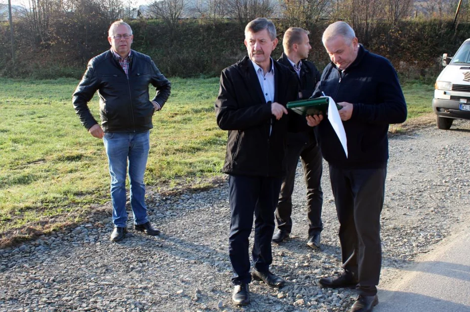 Kolejne gminne drogi po odbiorach  - zdjęcie 12