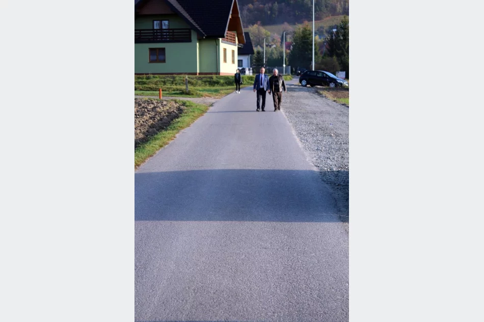 Kolejne gminne drogi po odbiorach  - zdjęcie 13