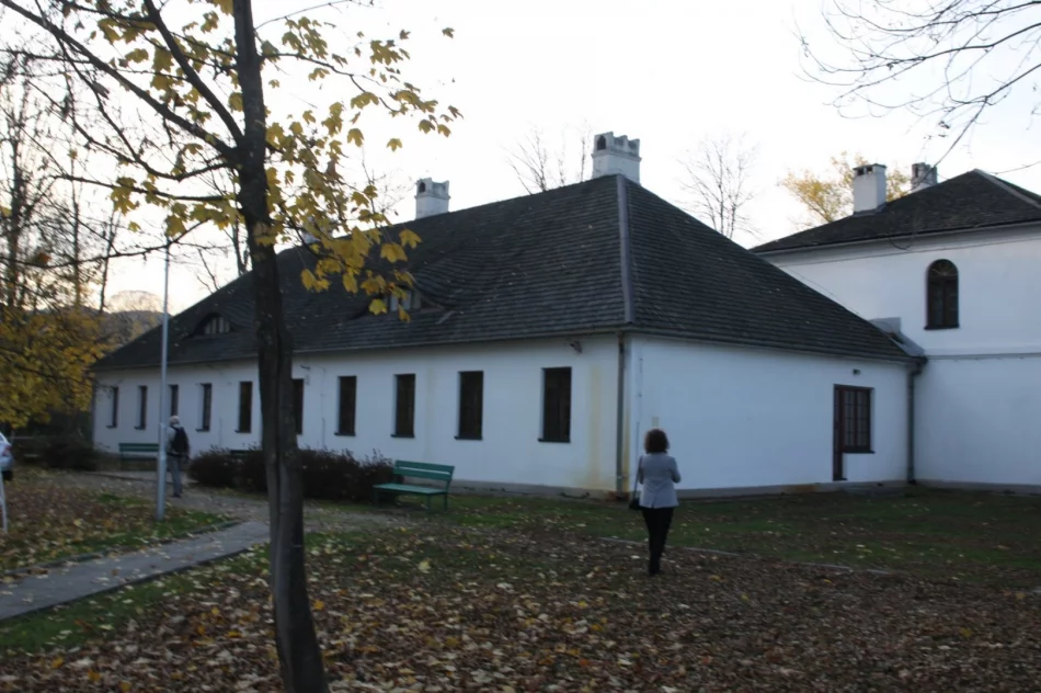 Spacery odkrywają historię miejscowości i związanych z nimi osób - zdjęcie 4