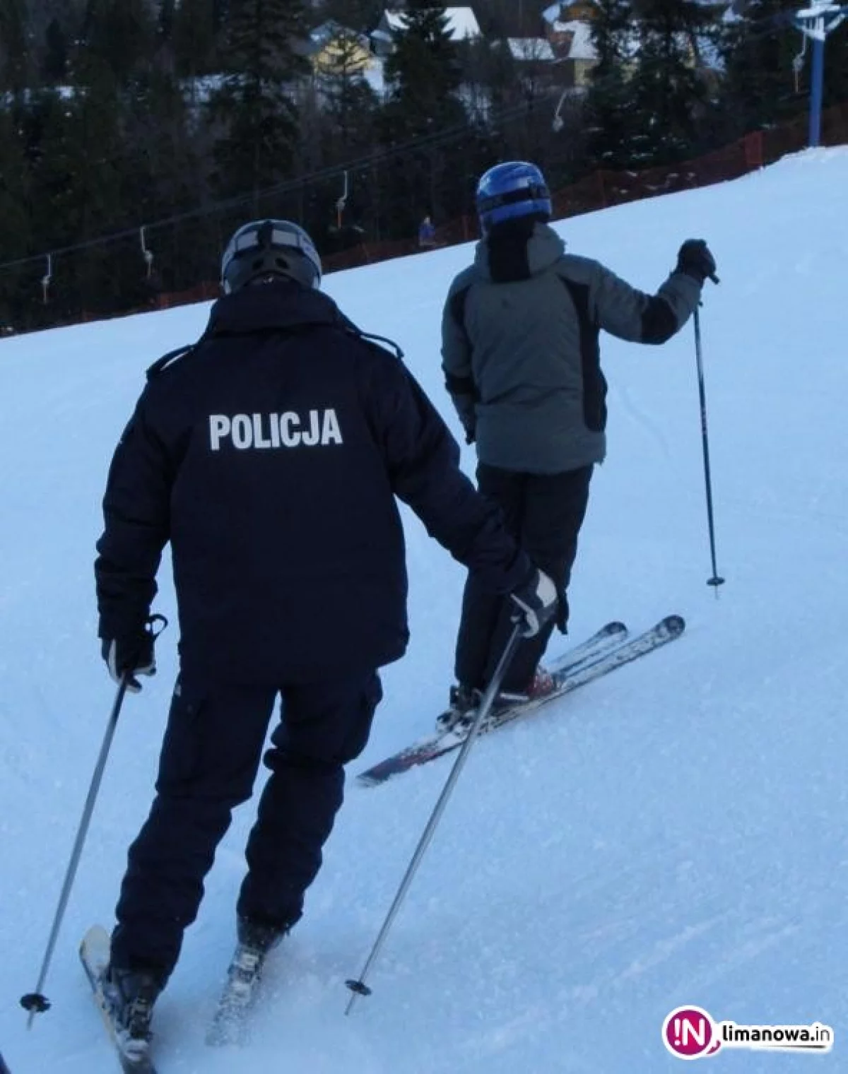 Policja szuka świadków wypadku 13-latka, który na nartach wjechał w drzewo