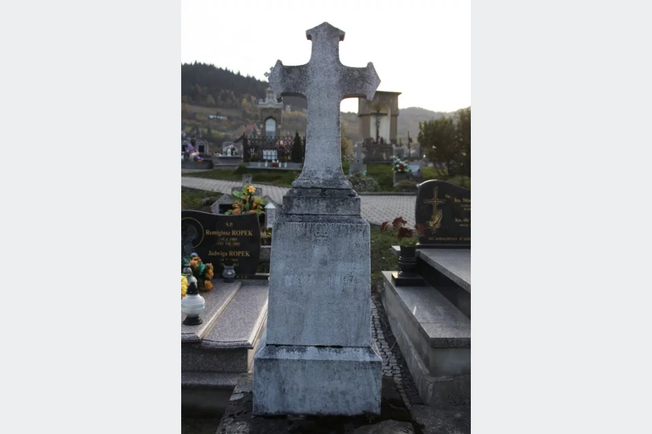 Spacery odkrywają historię miejscowości i związanych z nimi osób - zdjęcie 11