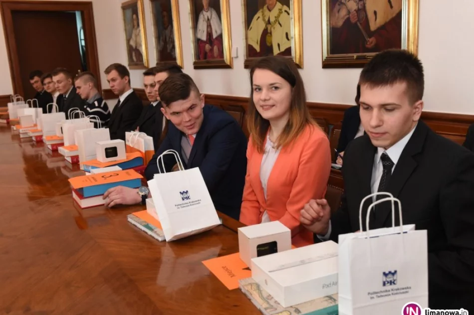 Politechnika Krakowska nagrodziła budowlanych olimpijczyków. ZS nr 1 pierwszy! - zdjęcie 2
