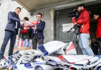 Drugie życie banerów. Nie wszędzie posprzątano po wyborach - zdjęcie główne