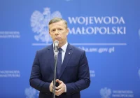 Wizerunkowy problem wojewody: opublikowano treść maili z domniemaną kochanką - pracownicą urzędu - zdjęcie główne