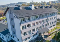 Zatrzymani w Małopolsce z podejrzeniem zakażenia trafiają do aresztu w Limanowej - zdjęcie główne