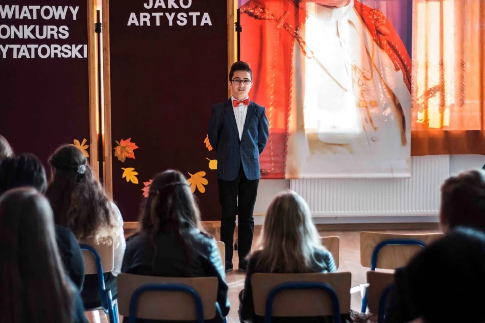 VI Powiatowy Konkurs Recytatorski „Jan Paweł II jako artysta” - zdjęcie 5