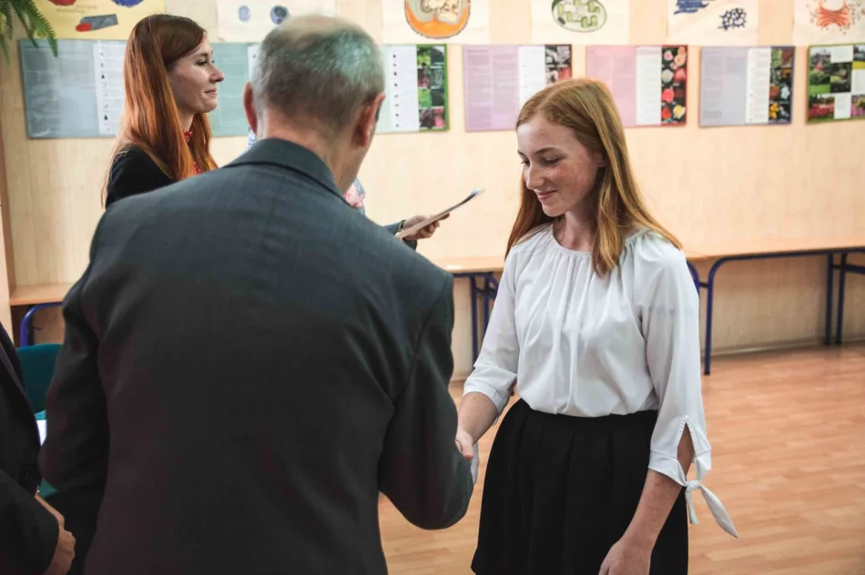 VI Powiatowy Konkurs Recytatorski „Jan Paweł II jako artysta” - zdjęcie 6