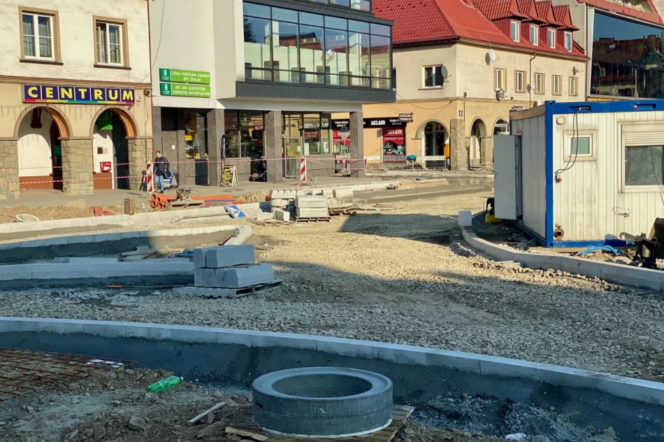 Przebudowa rynku i zmiana organizacji ruchu - zobacz plan i zdjęcia z prac - zdjęcie 12