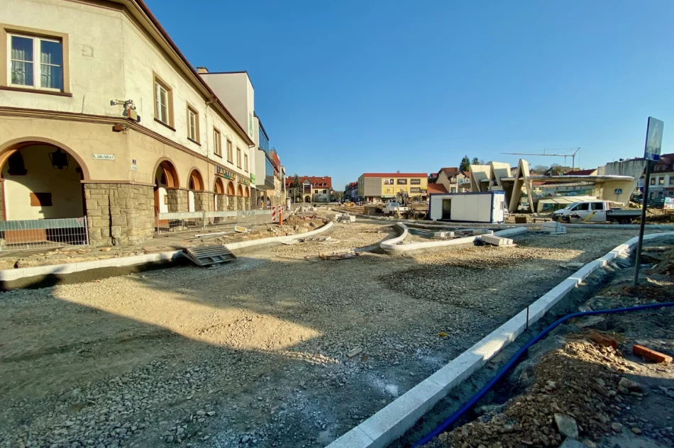 Przebudowa rynku i zmiana organizacji ruchu - zobacz plan i zdjęcia z prac - zdjęcie 15